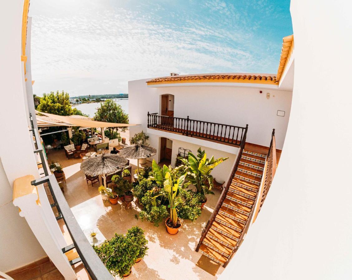 Hostal La Savina Exterior foto